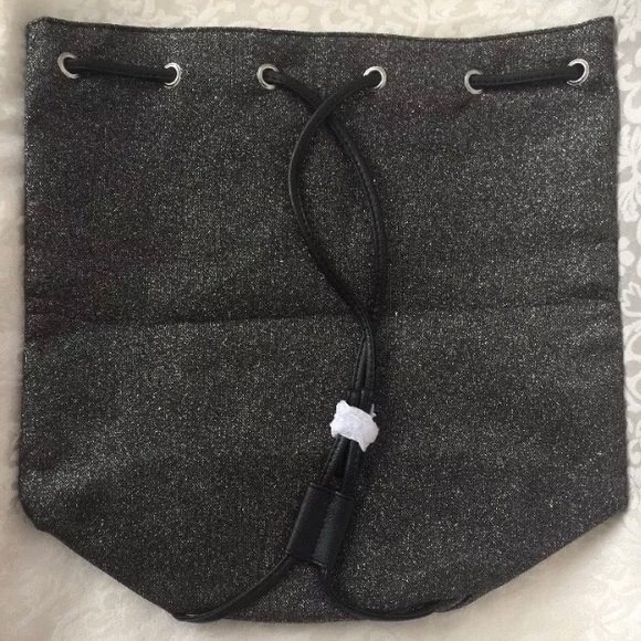 VS Glitter Sparkle Drawstring Backpack - Picture 6 of 8